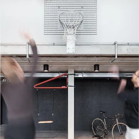 Apartamento Penthouse Im Werk12 *